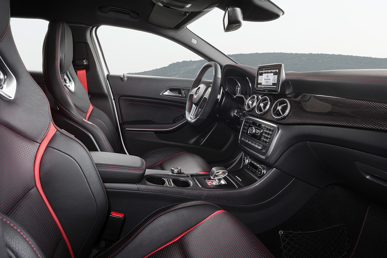 mercedes-benz-gla45-amg-3