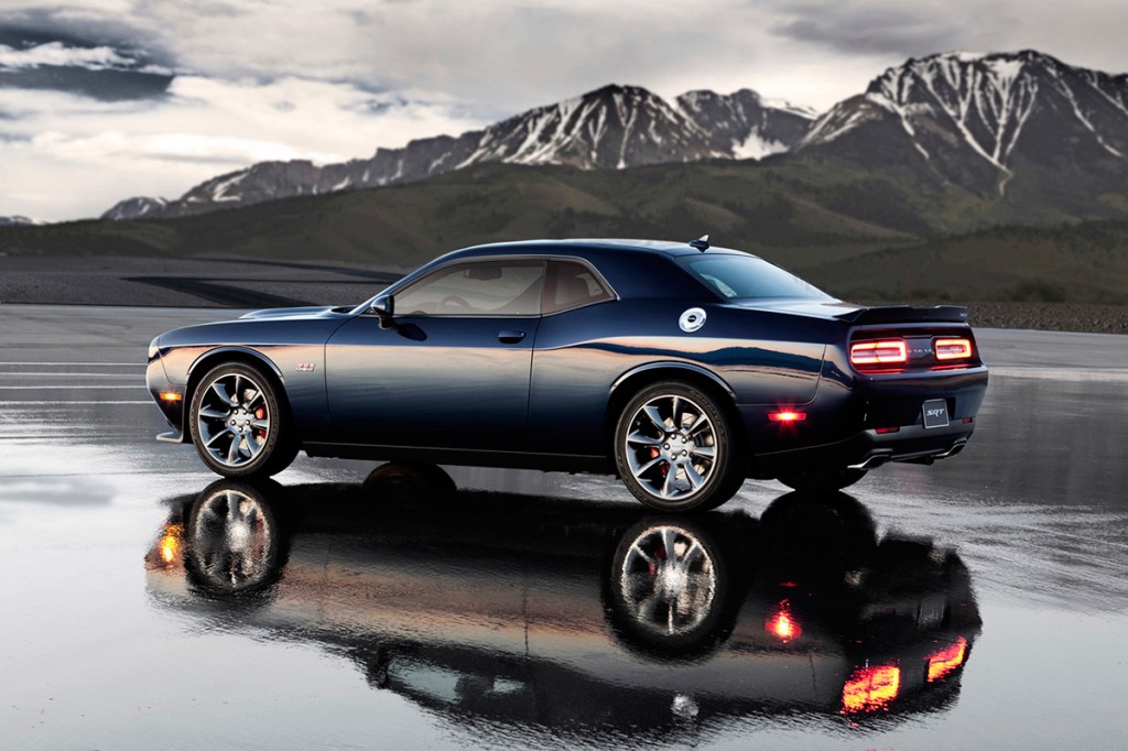 Dodge Unveils 2015 Challenger SRT “Hellcat”